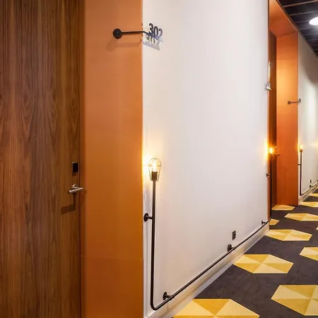 One Shot Tabakalera House Hotel San Sebastián