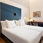 One Shot Tabakalera House San Sebastián