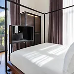 One Shot Tabakalera House Hotel San Sebastián