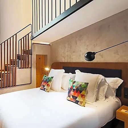 One Shot Tabakalera House Szálloda 4*