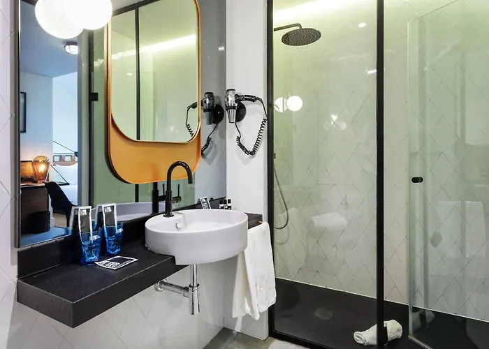 One Shot Tabakalera House San Sebastián