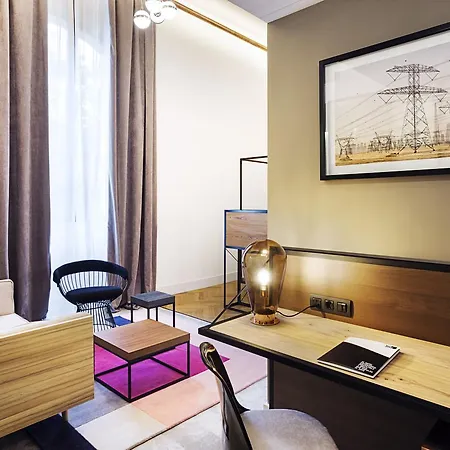 Hotel One Shot Tabakalera House 4*