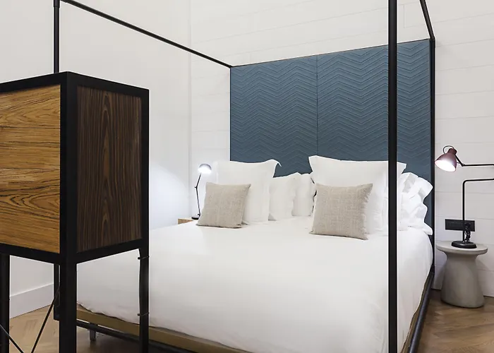 One Shot Tabakalera House Hotel