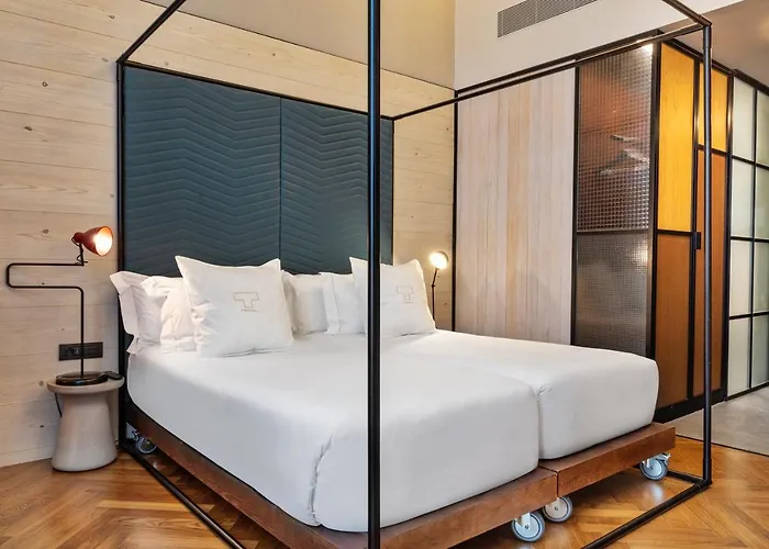 One Shot Tabakalera House Hotel